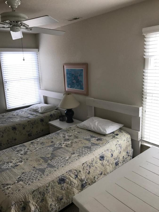 Pet-Friendly Coastal Retreat with Pool and Fireplace Nags Head Exterior photo