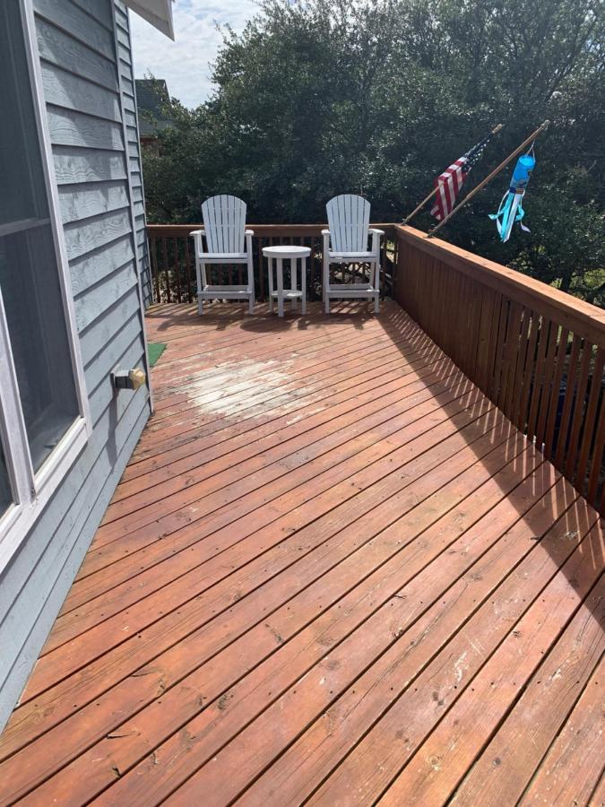 Pet-Friendly Coastal Retreat with Pool and Fireplace Nags Head Exterior photo