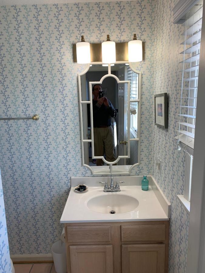 Pet-Friendly Coastal Retreat with Pool and Fireplace Nags Head Exterior photo